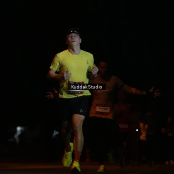 Runner Photo 7635844