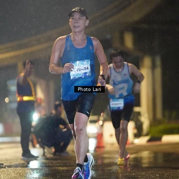Runner Photo 7635881