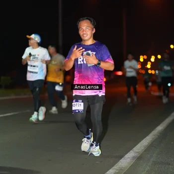 Runner Photo 7635887