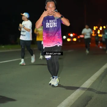 Runner Photo 7635926