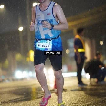 Runner Photo 7635941