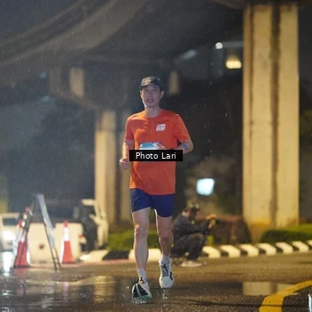 Runner Photo 7635946