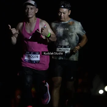 Runner Photo 7635958
