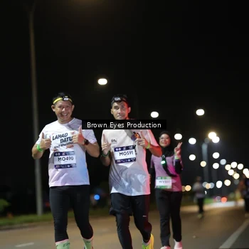 Runner Photo 7636000