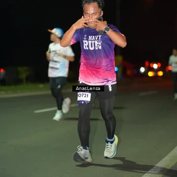 Runner Photo 7636009