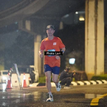 Runner Photo 7636013