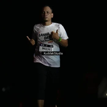 Runner Photo 7636051