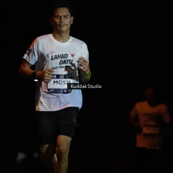 Runner Photo 7636055