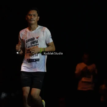 Runner Photo 7636057