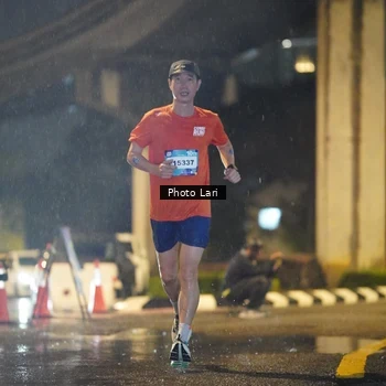 Runner Photo 7636060