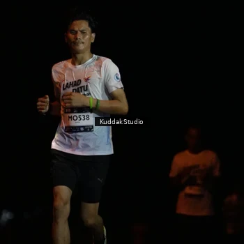 Runner Photo 7636067