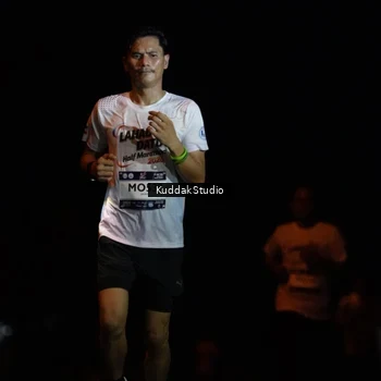 Runner Photo 7636072