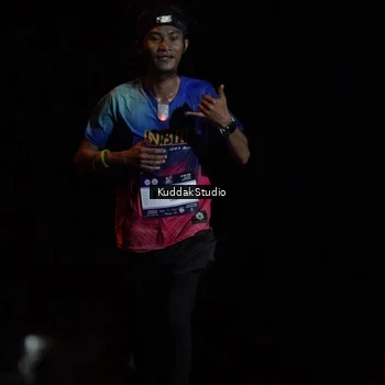 Runner Photo 7636076