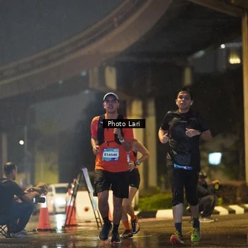 Runner Photo 7636124