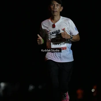 Runner Photo 7636133