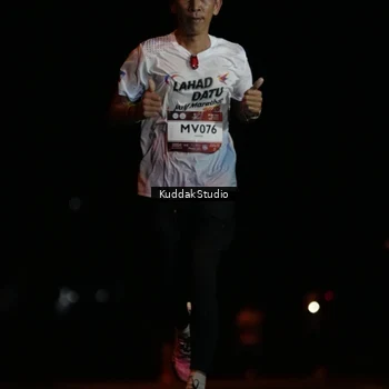 Runner Photo 7636134