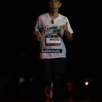 Runner Photo 7636138