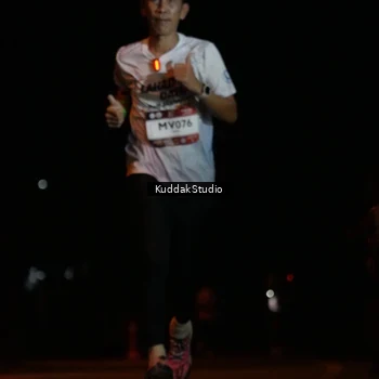 Runner Photo 7636147