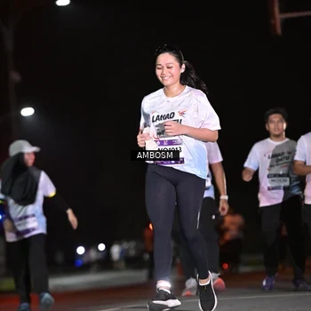 Runner Photo 7636153