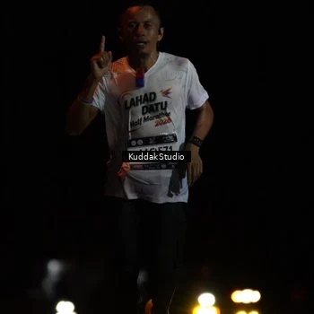 Runner Photo 7636157