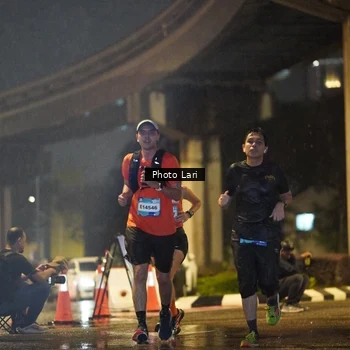 Runner Photo 7636191