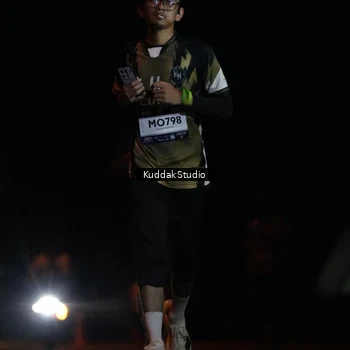Runner Photo 7636199