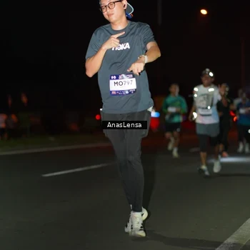 Runner Photo 7636219
