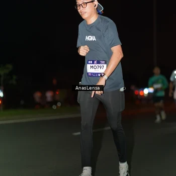 Runner Photo 7636229