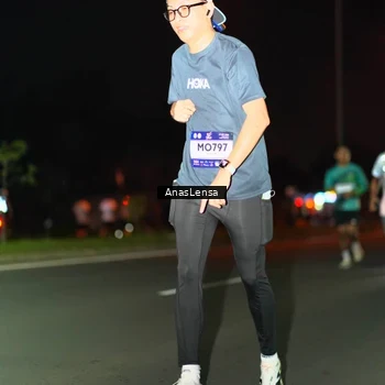 Runner Photo 7636240