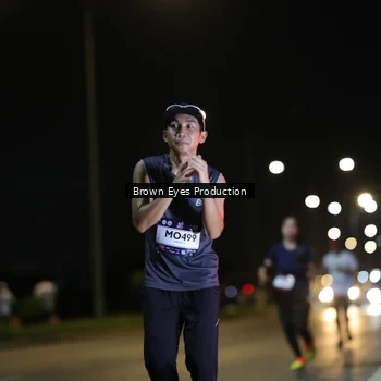 Runner Photo 7636245