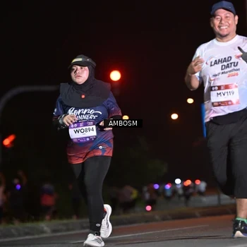 Runner Photo 7636264