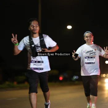 Runner Photo 7636278