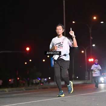 Runner Photo 7636279