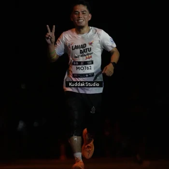 Runner Photo 7636306