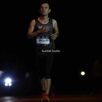 Runner Photo 7636338