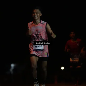 Runner Photo 7636359
