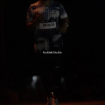 Runner Photo 7636374