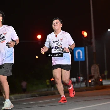 Runner Photo 7636406
