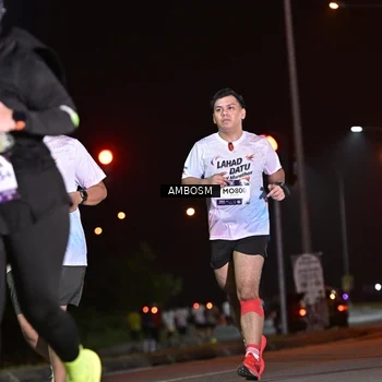 Runner Photo 7636412