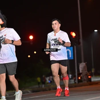 Runner Photo 7636413