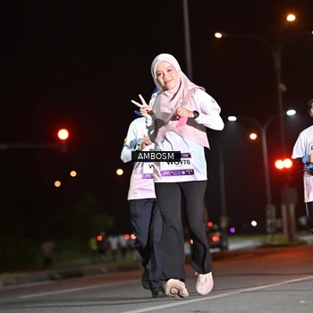 Runner Photo 7636424