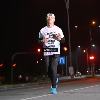 Runner Photo 7636456