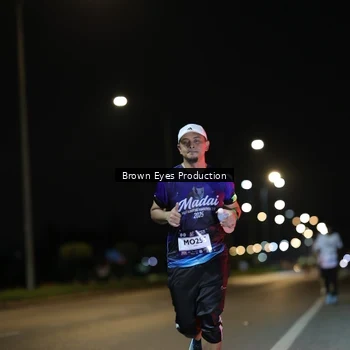 Runner Photo 7636471