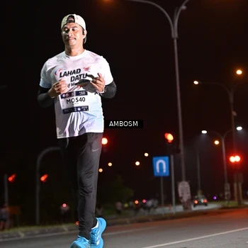 Runner Photo 7636475