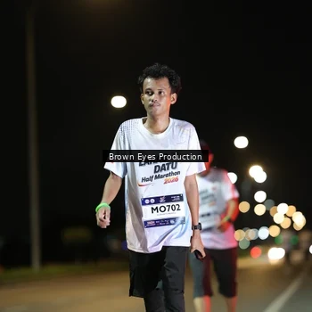 Runner Photo 7636519