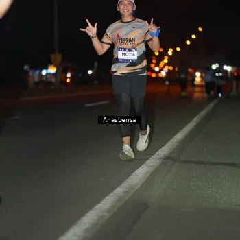 Runner Photo 7636528