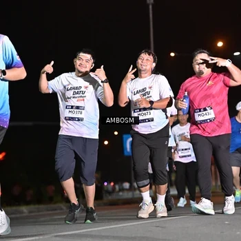 Runner Photo 7636535