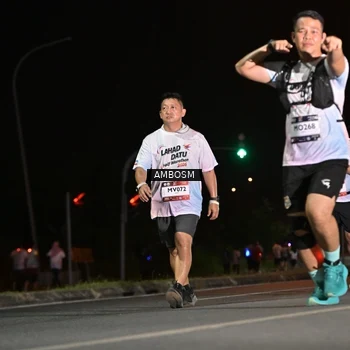 Runner Photo 7636577