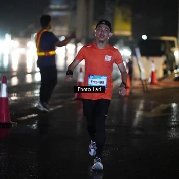 Runner Photo 7636584