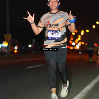 Runner Photo 7636592